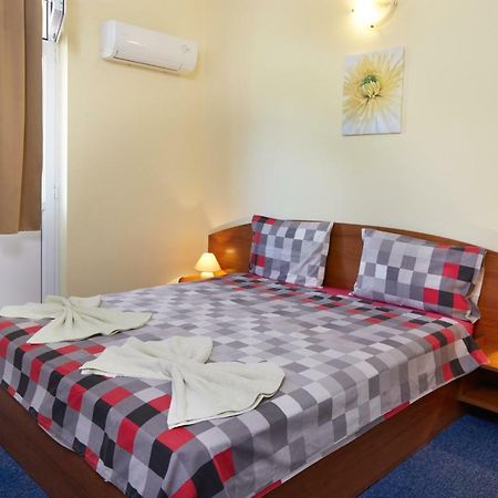Guest House Plechkarovi Rawda Zewnętrze zdjęcie