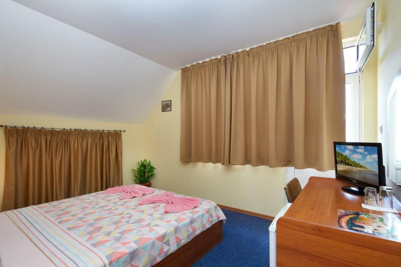 Guest House Plechkarovi Rawda Zewnętrze zdjęcie