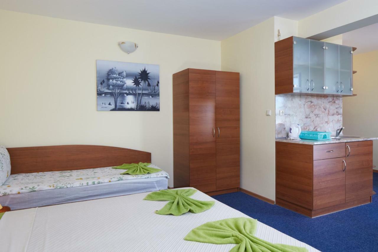 Guest House Plechkarovi Rawda Zewnętrze zdjęcie
