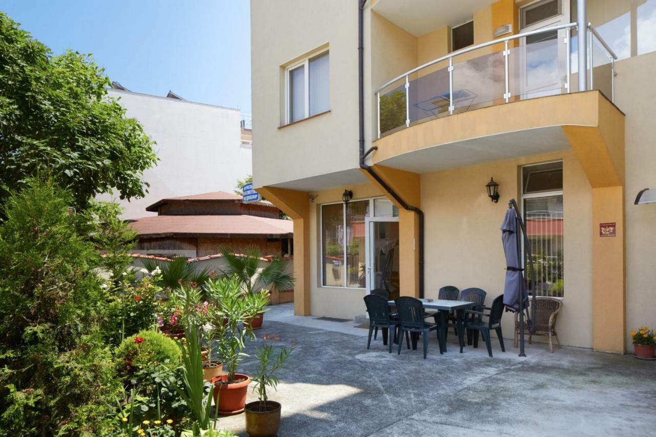 Guest House Plechkarovi Rawda Zewnętrze zdjęcie